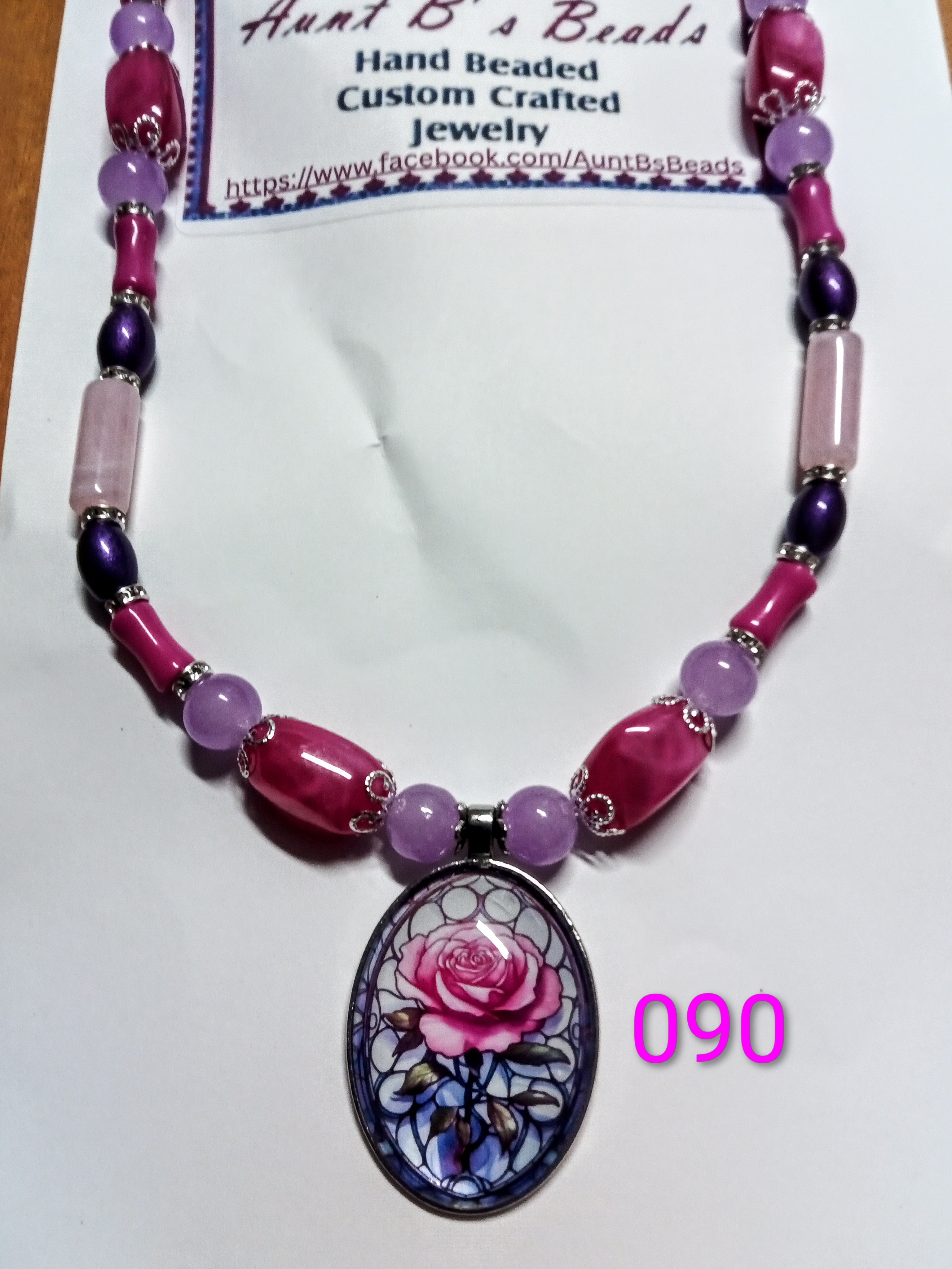 Necklace item #090